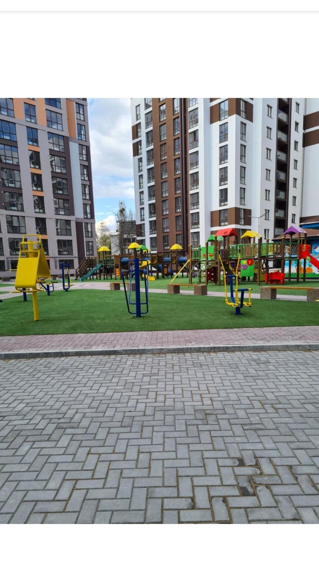 Airport 24&24 Car Parking Appartement Chişinǎu Buitenkant foto