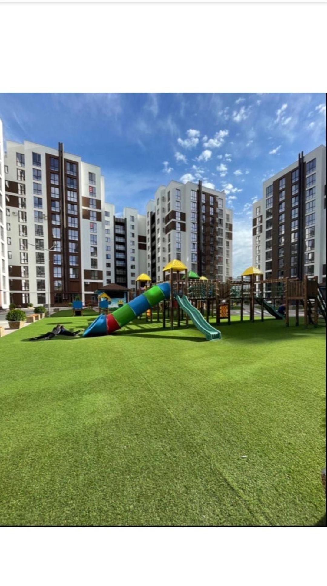 Airport 24&24 Car Parking Appartement Chişinǎu Buitenkant foto