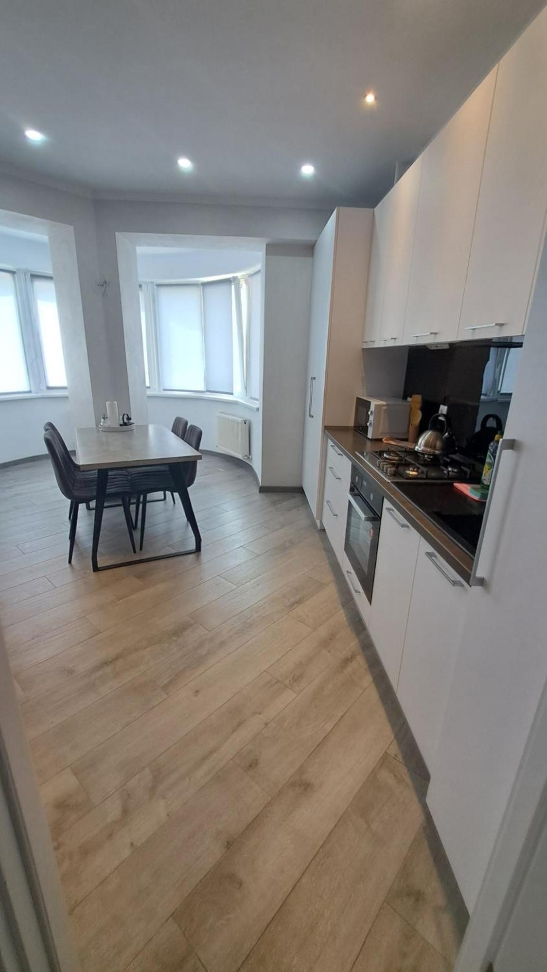 Airport 24&24 Car Parking Appartement Chişinǎu Kamer foto